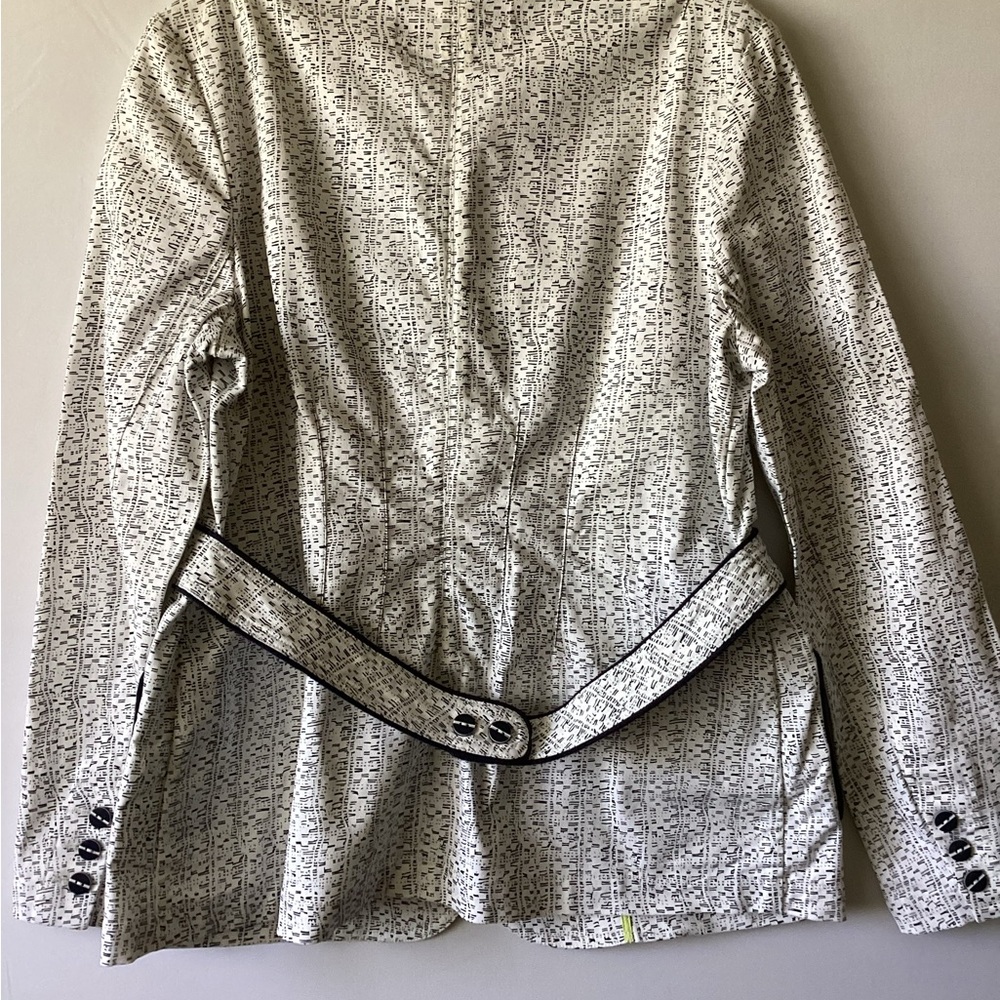 Carol Anderson long sleeve blazer/jacket. - Picture 2 of 7